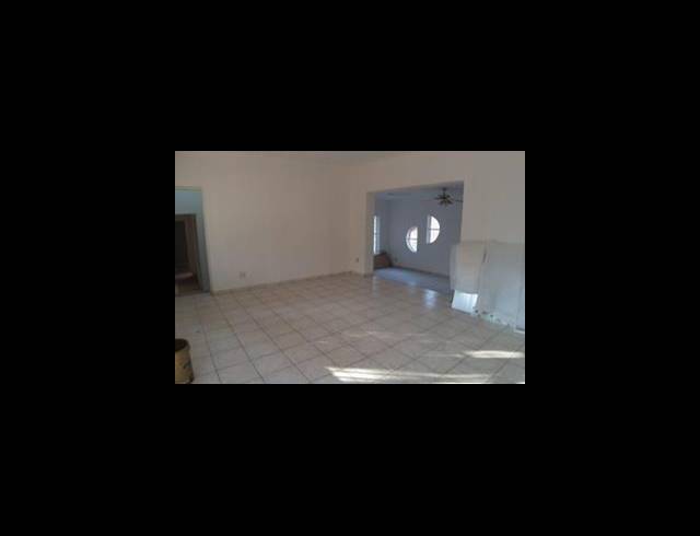 9 BEDROOM HOUSE FOR SALE IN ERASMIA